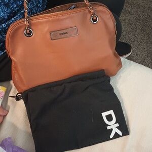 DKNY tan SOFT lamb skin leather shoulder bag with chain strap. Also crossbody.